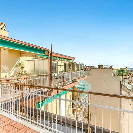 Penthouse Vista Mare E Monti Centro - Happy Apartment