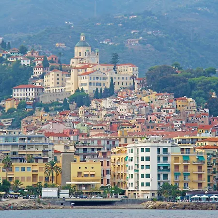 Penthouse Vista Mare E Monti Centro - Happy *