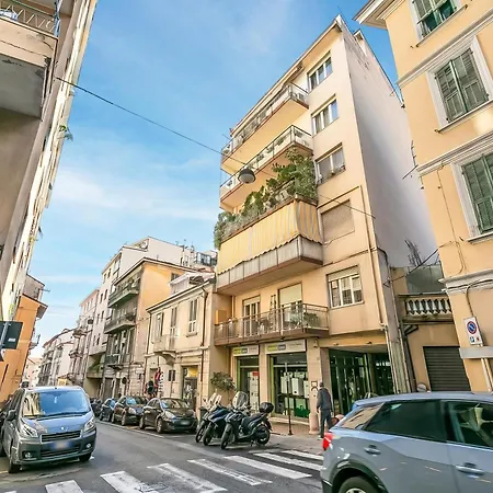 Penthouse Vista Mare E Monti Centro - Happy