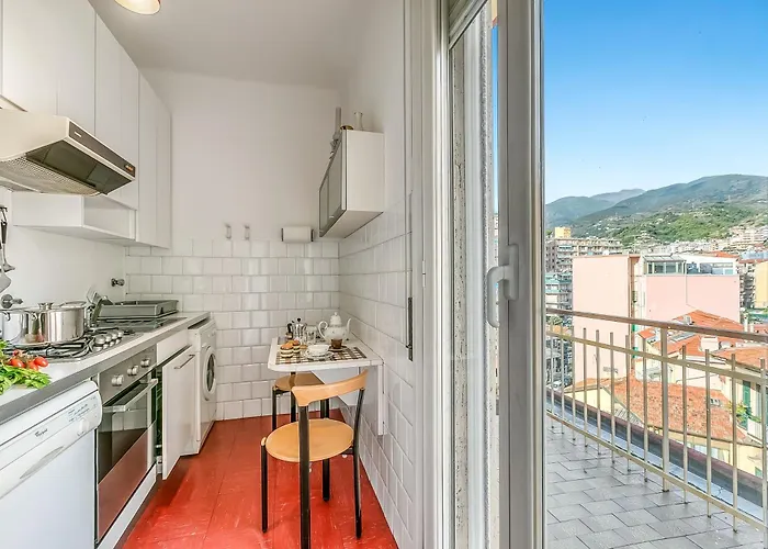 Penthouse Vista Mare E Monti Centro Sr - Happy 公寓 圣雷默